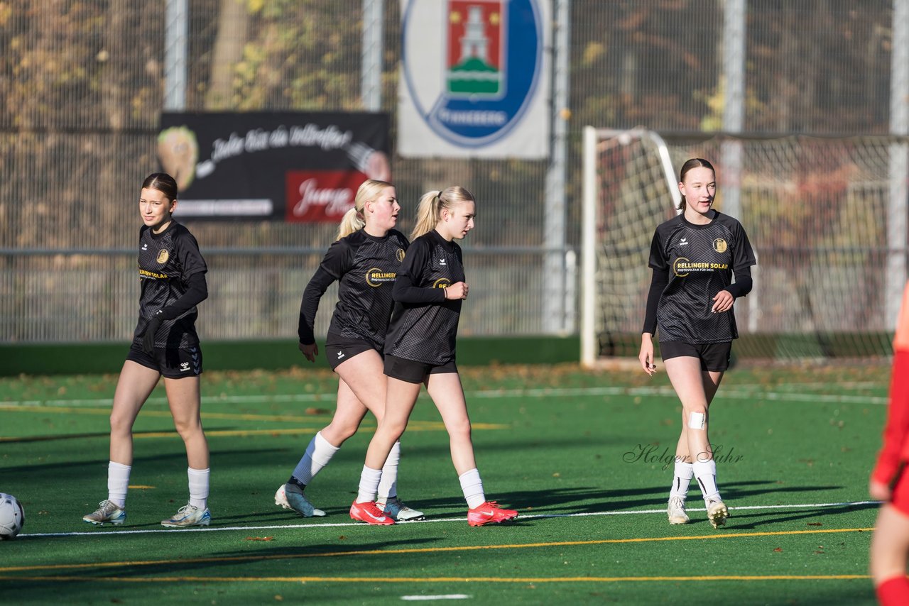 Bild 108 - wBJ VfL Pinneberg2 - Eimsbuttler TV 3 : Ergebnis: 5:0